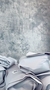 Unboxing some gorgeous Beads today! 🤍 All of these Beads would look so great as Decorative Beads. Send us your #Unboxing Videos and we’ll repost them 2 our feed. 🔷🔹 #TheBeadChest #unboxingvideo | The Bead Chest