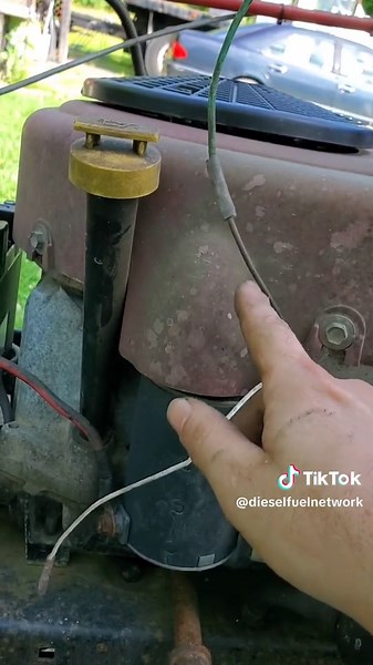 How to connect a tachometer to a lawn tractor engine. @Shade Tree Racing #9 #racingmower #custom #tractor #hotrod #racing #vtwin #briggsandstratton