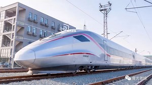 “亮骚酷炫” 时速250公里中国标准动车组“复兴号” CR300AF+BF