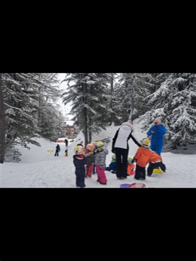 Day with children to do luge ❄️🩵 Ven con nosotros a vivir esta bella experiencia, niños y adultos a divertirse en la nieve. ❄️🇨🇵✈️ en Francia Ski Resort @BellePlagne.eu @PlagneVillages #snow #mexicocity #familia ##skiing #fyp