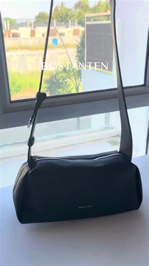 What's in my LURA Bag: Essentials & Style