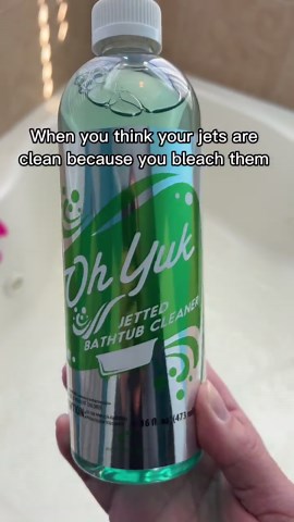 Deep Cleaning The Dirtiest Tub Ever