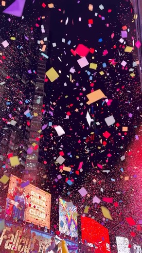 Canadian Magazine on Instagram: "Visit @shahidanwarshah New year celebration Time Square new york confetti rain 😃😍 #trendingréels #viralreels #reel #downtown #skyline #travelling #newyorkcity #timessquarenyc #newyear #2026 #confetti #balldrop"