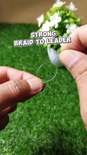 Strong Braid to Leader - There are many popular fishing knots that are often used... but there are also strong knots that are rarely seen, or perhaps even forgotten. 🎣 🎣 In the fishing world, knots are like weapons. Some are popular because they're easy to tie, others are revered because they're super strong. But did you know? There's a braid-to-leader knot that's actually very tough, but rarely used. In this video, I'll break down that knot. I'll show you how to tie it step by step, until you