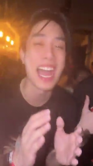 กุหลาบบบแล้วเด้ออออ พอแล้ว ฮักไปช้ำไป สเต็ปเลิศทุกคน