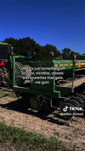 Fr #fyp #johndeere #4455 @lucaswilliams 4door Chevy 🔧