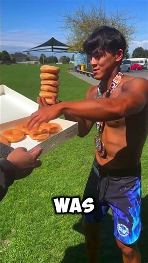 Bodybuilder Finds the CRAZIEST Cheat Meal Loophole 🍩💀