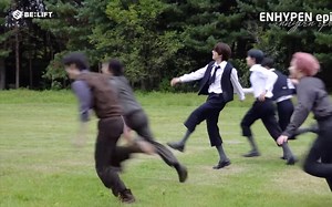 211019 'Tamed-Dashed' MV shooting sketch