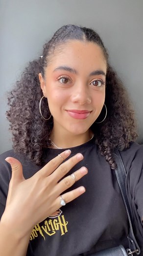 390K views · 25K reactions | Saybt dfari f aghla ou arkhas salon f mdina, wach aghla salon: @miss.moscow.beauty istahel taman oula nsybo dfar f arkhas blasa ou safi, yalah nktachfo! . . . . #lacurlymorocco #lacurly #onglegel #gelnails #fauxongles #casablanca | Meryem LaCurly | Facebook