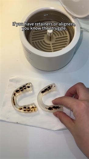 Essential Habits for Maintaining Your Invisalign Journey