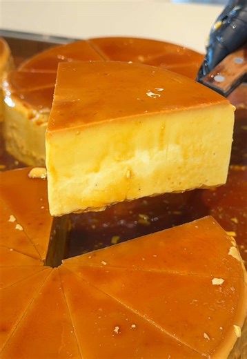 超巨大プリンを楽しむ岡崎の名店