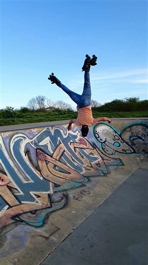 Handstand Stall to 180 Flip… would you commit? 👀 #stewonquads #shortskate