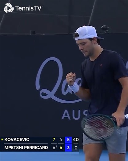 The dream run continues 🌟 Aleksandar Kovacevic passes the Mpetshi Perricard test 7-6(3), 4-6, 6-3 to move into his fourth tour-level semi-final. Brisbane International | #BrisbaneTennis | ATP Tour