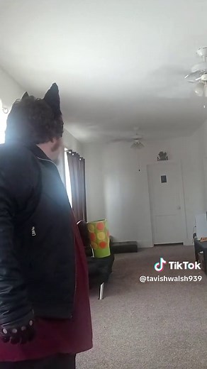 if I had kids in the future and I in the middle of the morning they start arguing I would have to say tell my kids either one stop in my blood Voice or just say okay in my blood wolf voice then out of the nowhere they just stopped arguing