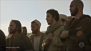 1.2M views · 16K reactions | Na Novela Jesus, Jesus anuncia os nomes de Seus 12 apóstolos. Pedro e André são os primeiros a serem chamados, enquanto Yonatan se irrita por não ser um dos escolhidos • Acompanhe a programação da Record TV 24h por dia e as íntegras de todos os programas pelo celular, tablet ou computador no PlayPlus. Acesse: PlayPlus.com | RECORD | Facebook