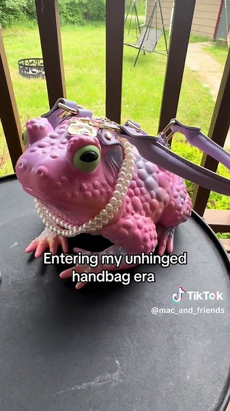 Renaissance Fiat Season with the Toad Purse