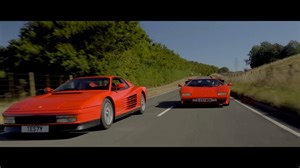 Ferrari Testarossa vs Lamborghini Countach: scontro fra due icone degli anni 80 [VIDEO]