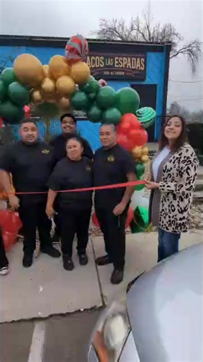 🔴Live Happening In Redding Now| Tacos Las Espadas | Grand Opening Day! 📍 2151 Market St, Redding, CA 96001 We’re LIVE at the grand opening of Tacos Las Espadas today, and the energy out here is awesome! 🌮🔥 If you’ve been waiting to try something new in downtown Redding, this is the spot. A little backstory for anyone just hearing about them — “Las Espadas” comes from an old roasting tradition where meat is stacked and cooked on a vertical spit, giving it that slow-roasted flavor people love 