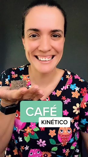 Cómo hacer arena kinética con café en casa