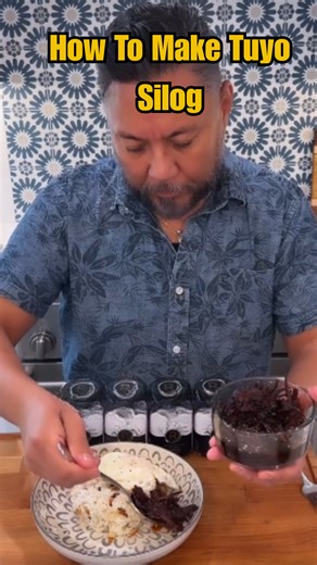 How to Make Tuyo Silog Simple Filipino Breakfast