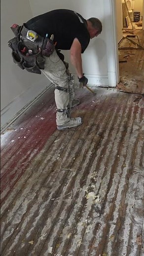 Easiest way to remove carpet tack strips #diy