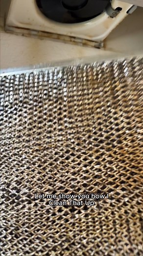 4.5M views · 10K reactions | I cleaned this super dirty hood vent filter. I'm so happy with how it turned out! #cleaning #satisfying #greasy | Clean That Up | Facebook