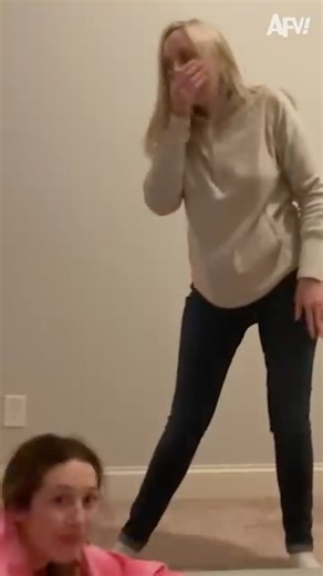 77K views · 705 reactions | The Hilarious Side of Parenting 臘‍♀️ | America's Funniest Home Videos | Facebook