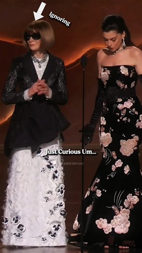 Devil Wears Prada Reunion Moment ✨🤍 #annehathaway #annawintour #fashion #oscars #shorts