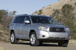How to turn off Traction Control on Toyota Highlander