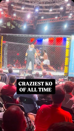 Michael Rakshan on Instagram: "CRAZIEST KO IVE EVER SEEN!!!! OMG!! His name is JimKelly St. Pierre. This was something straight out of an anime movie. . #mma #mmajunkie #knockout"