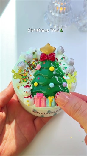 Christmas Tree Slime: Winter Candy Apple Delight