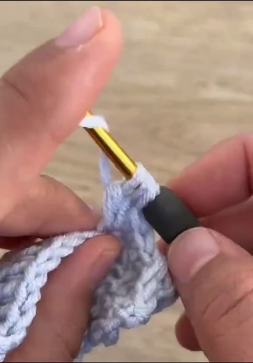 Easy Crochet Baby Blanket & Cardigan for Beginners
