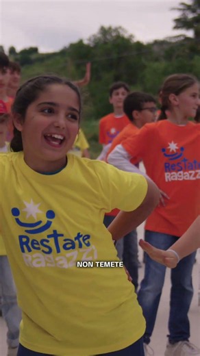 "Oltre tutto" di Restate Ragazzi: una canzone che parla di cammino e di vita!