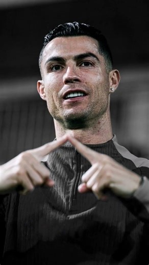 Ronaldo has a devil sign😈👿 #football