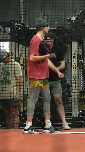 "Pick out your focal point and just drive through that" Slider pitch d...