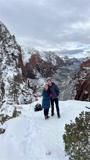 #zionnationalpark #narrows #angelslanding #vegas #valleyoffirestatepark #destinationdowns