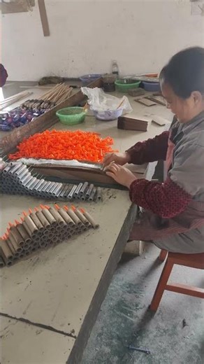 Fireworks Factory Tour—How to Pack a Rocket Fireworks? #fireworks #pyro