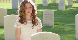 UTubers: Lexi Walker sings 'America the Beautiful'