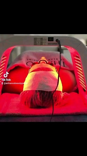❧Achieve youthful, glowing skin with our Omega (PDT) Light therapy✨!✨...