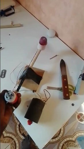 Comment fabriquer un #drone maison pas cher (#DIY avec pièces récupérées) 🚀