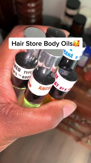 One thing about it this body and azz gone smell GOODT!!😉 #perfumelover #fyp #bodyoils #favoredus