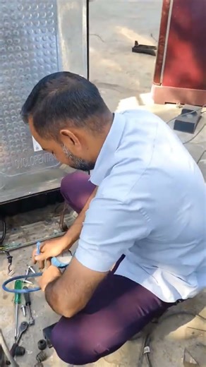 Fridge ka Doctor | No Cooling Problem #shorts #trending #viral #viralvideo #youtubeshorts #ytshorts