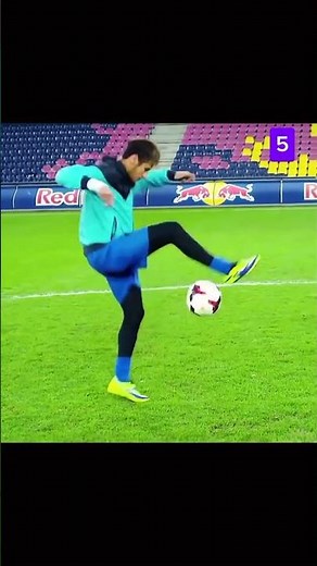 Neymar jr Best 13 Juggling skills ! 🇧🇷🔥🥶