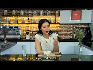 PONG KITCHEN How To Cook STEAMED MUSHROOMS Beautiful Girl Cooking