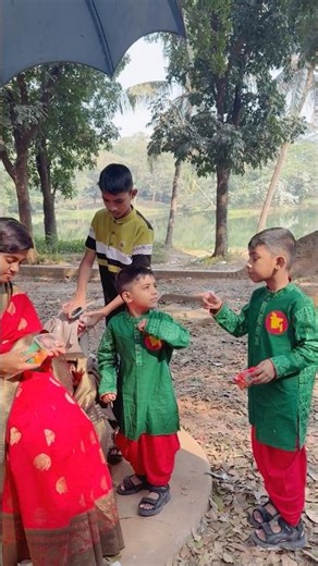 Two brothers are in the same situation after buying 1 bubble…🤝🤣 #shorts