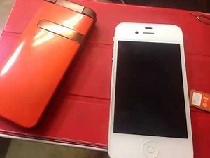 au GRATINAのSIMはiPhoneで使えるか？