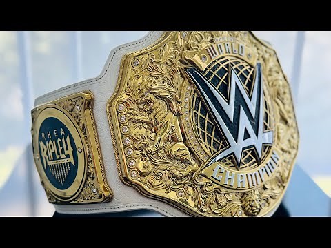 Unboxing WWE Women's World Championship Replica Title Belt & Rhea Replay side Plates