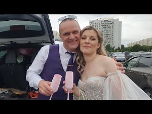 Russian Wedding. How do people hold a wedding in Russia? Russian Traditional Wedding