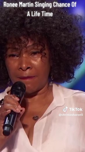 Ronee Martin AGT Audition – Natural Woman Golden Buzzer