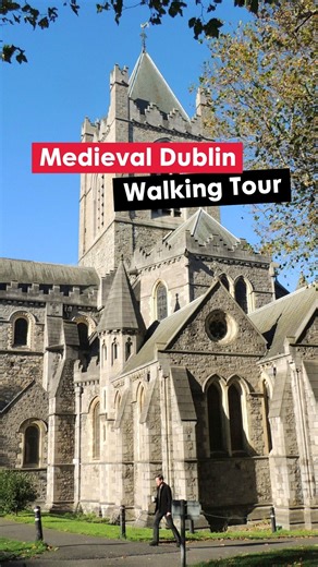 The Medieval Dublin Walking Tour is now part of our Social Programme. 🏰🚶‍♂️ The walk focuses on medieval streets, key sites, and the very interesting history behind Dublin’s oldest areas. Full route and background information can be found on our blog (link in bio). ✨ | Atlas Language School